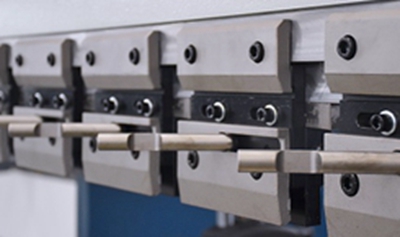 100t Cnc Metal Bending Machines, 3200 Mm Cnc Sheet Press Brake With E21 ماشین آلات خم کن فلزی 100 تنی، ترمز پرس ورق Cnc 3200 میلی متری با E21