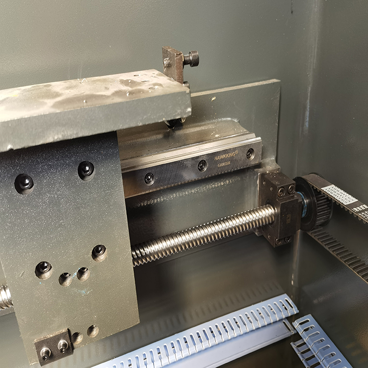 ماشین ترمز پرس هیدرولیک 300t/4000