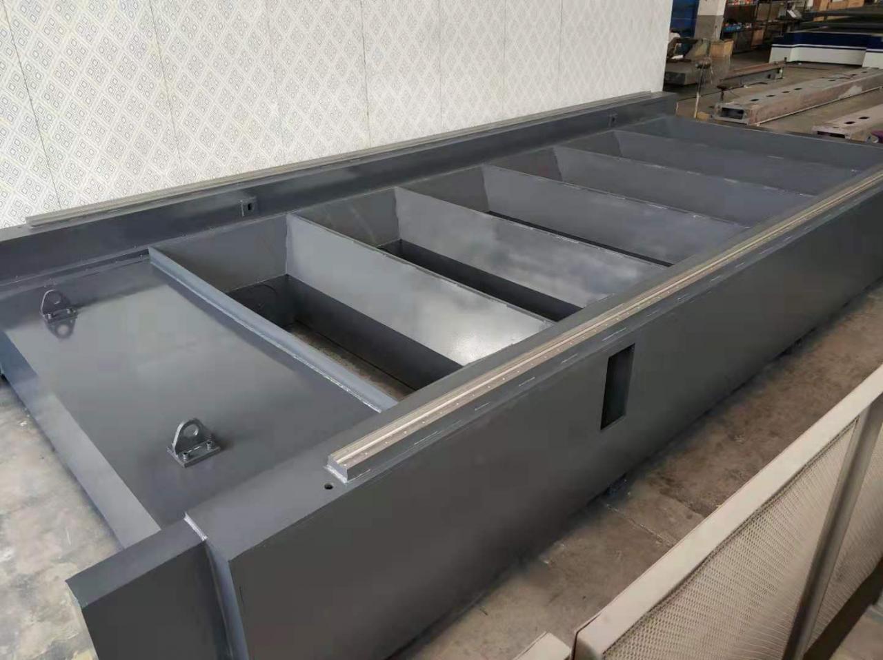 3015 4015 1kw To 6kw Cnc Fiber Laser Cutting Machine Raycus Laser Power دستگاه برش لیزر فیبر Cnc 3015 4015 1kw تا 6kw Cnc Laser Power Raycus