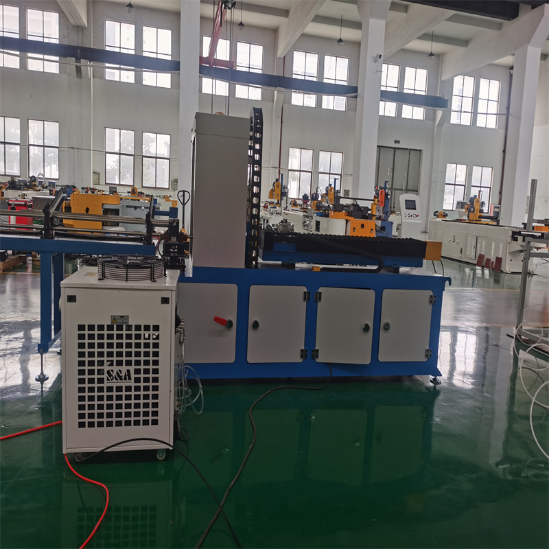 دستگاه برش لیزری فیبر 3015 برای فولاد ورق کربن لوله فلزی