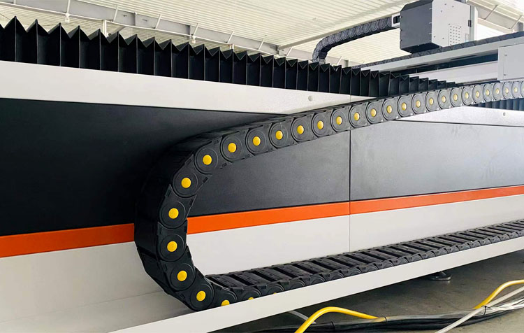 3015 Fiber Laser Cutting Machine For High-Speed Cutting Of 1-6mm Metal Materials دستگاه برش لیزر فیبر 3015 برای برش با سرعت بالا مواد فلزی 1-6 میلی متری