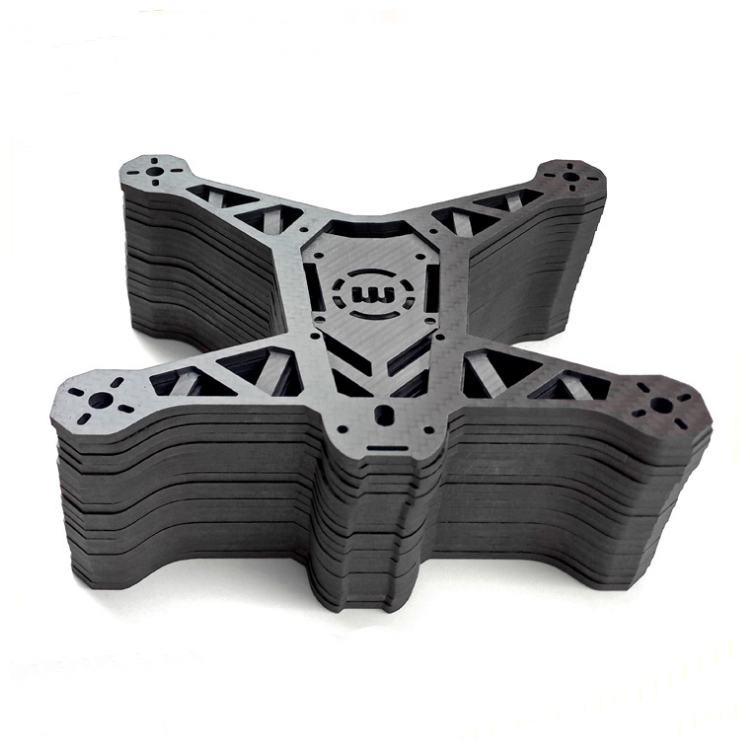 دستگاه برش فلز لیزر فیبر 3015 1000w 2000w Max Raycus Laser Power