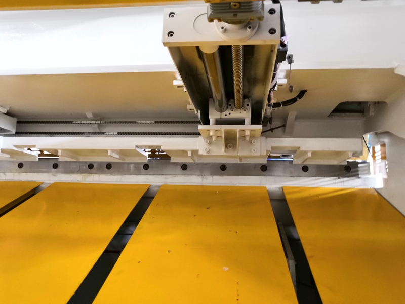 6mm Q11 Electric Sheet Plate Shearing Machine 8 Feet Sheet Metal Shearing Machine دستگاه برش ورق برقی 6 میلی متری Q11 دستگاه برش ورق فلزی 8 فوت