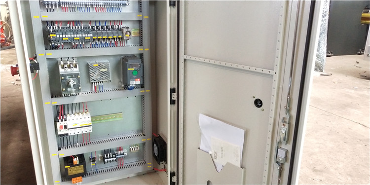 6mm*3200 Hydraulic Steel Plate Cutting Machinery Steel Plate Shearing Machine 6 میلی متر * 3200 دستگاه برش ورق فولادی هیدرولیک دستگاه برش ورق فولادی