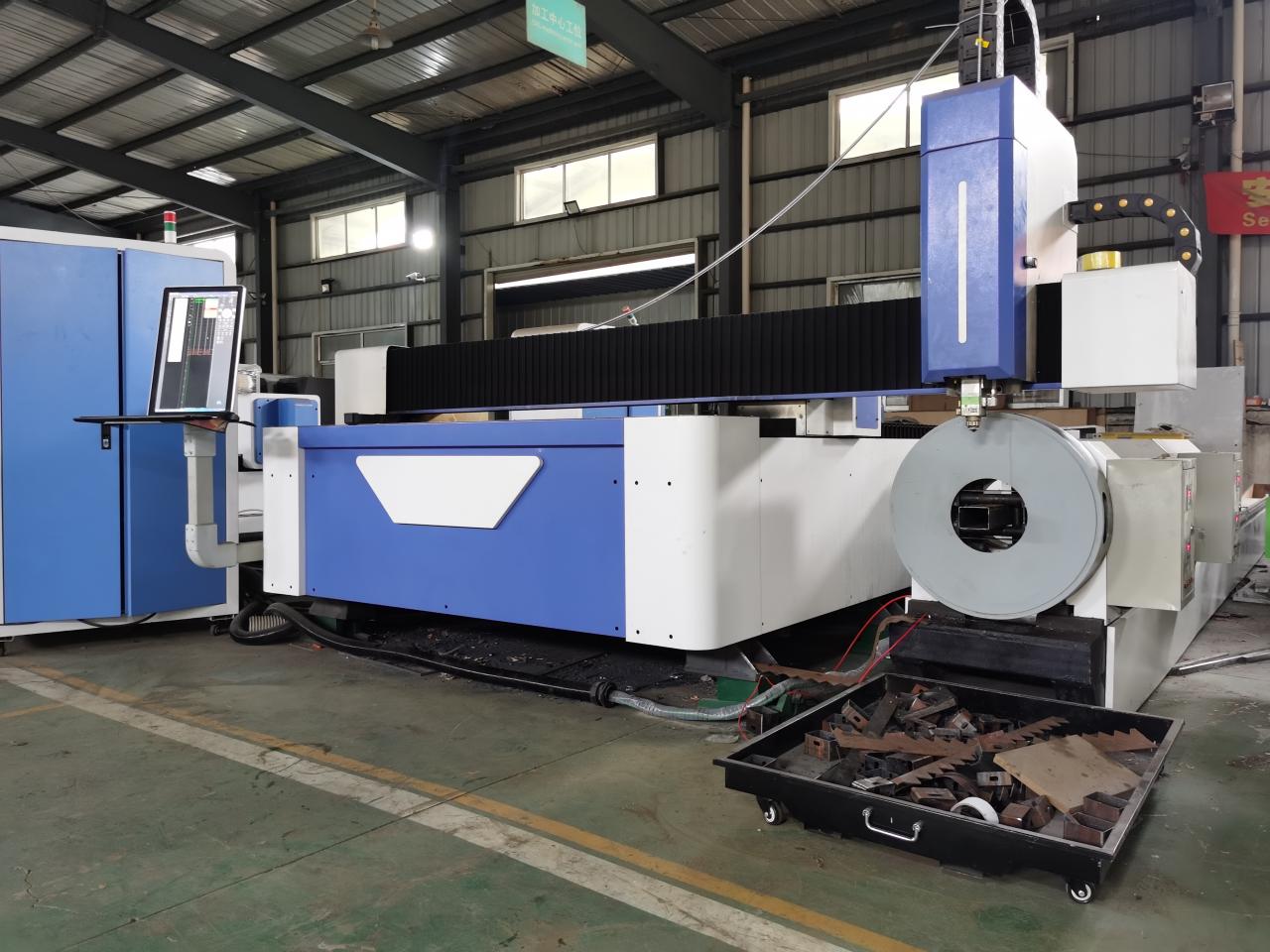 8mm 10mm Carbon Steel Laser Cutter 1530 4020 Cnc Fiber Laser Cutting Machine دستگاه برش لیزری برش لیزری 8 میلی متری 10 میلی متری کربن فولادی 1530 4020 Cnc فیبر دستگاه برش لیزری