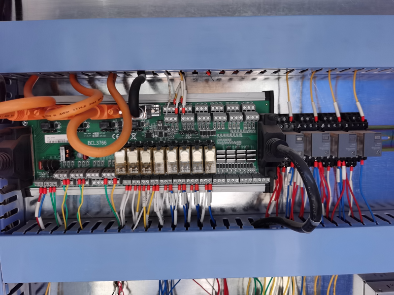 8mm 10mm Carbon Steel Laser Cutter 1530 4020 Cnc Fiber Laser Cutting Machine دستگاه برش لیزری برش لیزری 8 میلی متری 10 میلی متری کربن فولادی 1530 4020 Cnc فیبر دستگاه برش لیزری