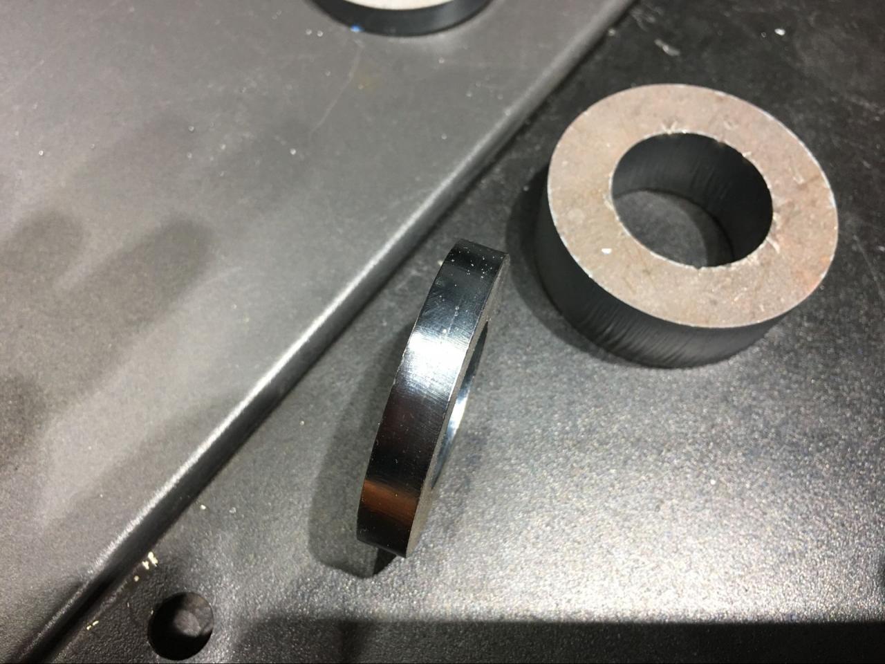 Cnc Fiber Laser Metal Cutting Machine 2000w Fiber Laser Cutting Machine دستگاه برش لیزر فیبر Cnc دستگاه برش لیزر فیبر 2000w