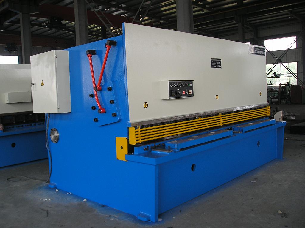 Cnc Hydraulic Metal Stainless Steel Aluminum Shearing Guillotine Cutting Shearing Machine دستگاه برش گیوتین قیچی آلومینیومی فلزی هیدرولیک فولاد ضد زنگ Cnc