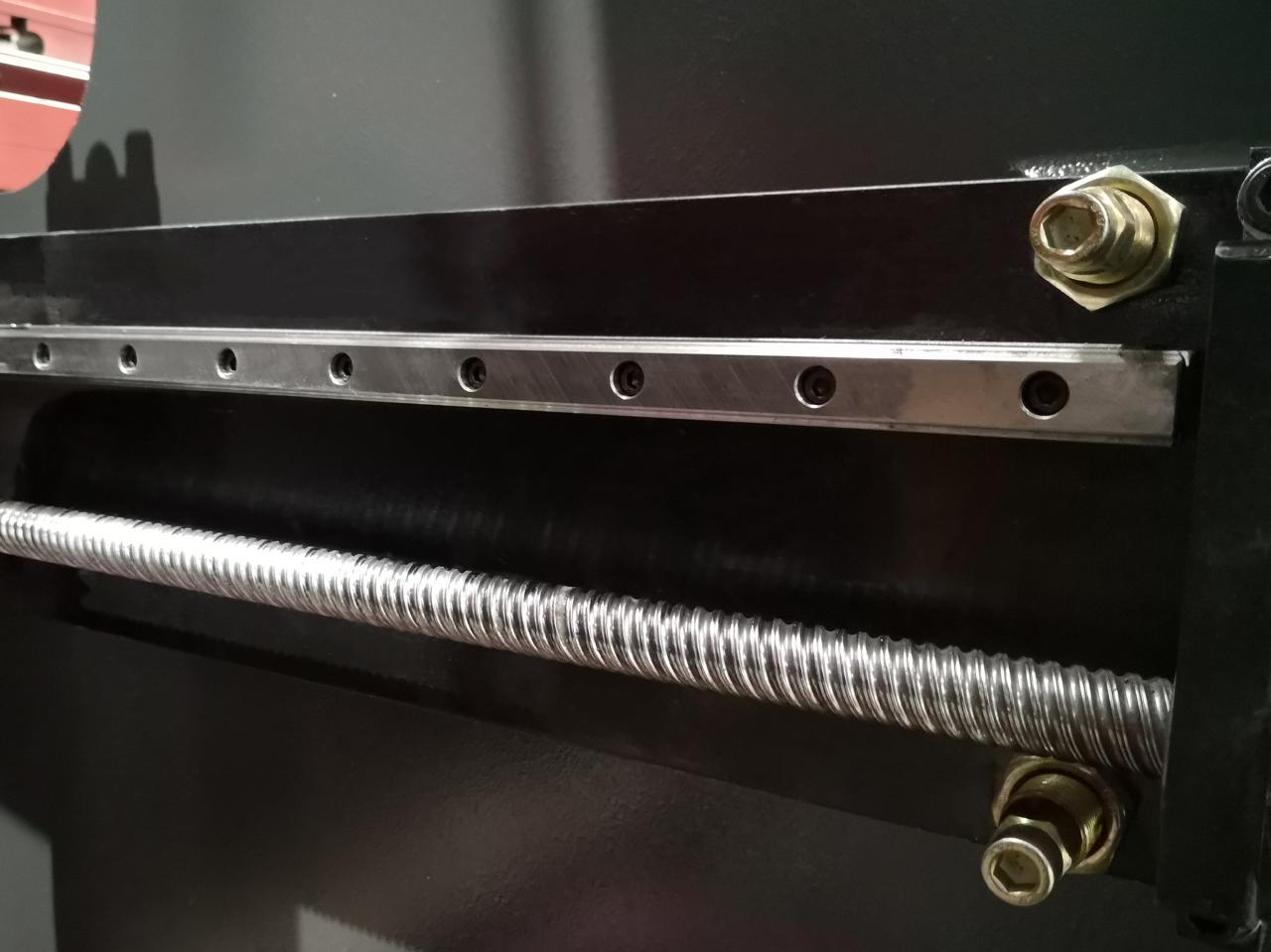 Delem Da66t 125 3+1 4+1 6+1 8+1 Cnc Hydraulic Press Brake For Metal Plate Bending Delem Da66t 125 3+1 4+1 6+1 8+1 CNC پرس هیدرولیک ترمز برای خم شدن صفحه فلزی