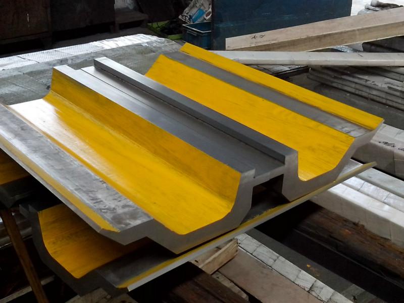 دستگاه خم کن ورق پر قدرت تمام اتوماتیک و دستگاه ترمز پرس Cnc