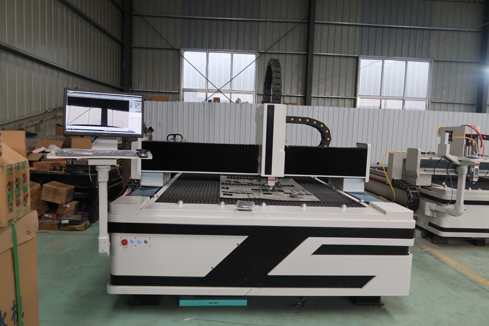 High Precision Fiber Laser Cutting Metal Stainless Steel Carbon 2000w برش لیزری فیبر با دقت بالا فلز فولاد ضد زنگ کربن 2000w