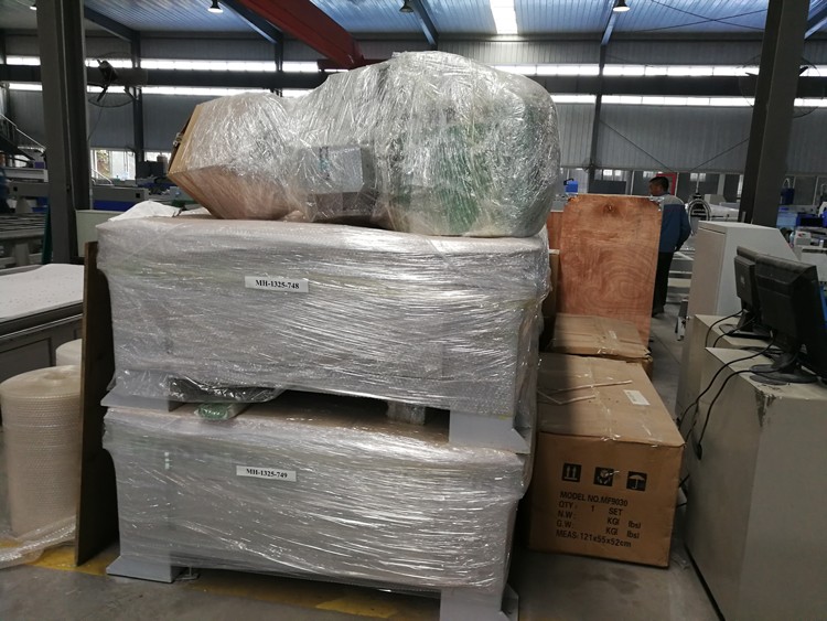 High Quality 1530 Fiber Laser Cutting Machine For Metal 500w 750w 1000w 1500w دستگاه برش لیزر فیبر 1530 با کیفیت بالا برای فلز 500w 750w 1000w 1500w