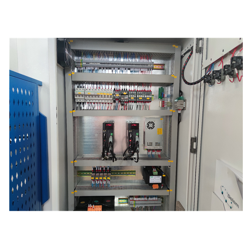 Hydraulic Press Brake Of 130t/3200mm 4+1 Axis Delem Da53t Cnc Press Brake ترمز پرس هیدرولیک 130t/3200mm 4+1 محور Delem Da53t Cnc پرس ترمز