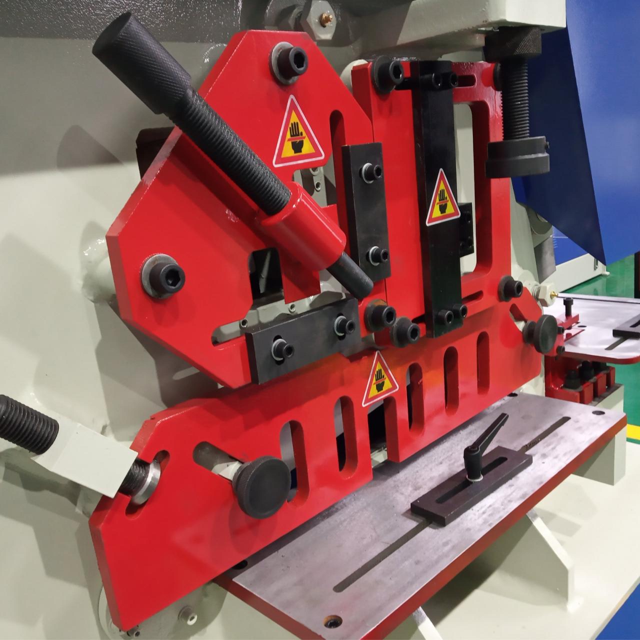 دستگاه برش و پانچ هیدرولیک Ironworker سری Q35y