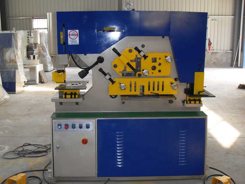 Q35y Series Multifunctional Hydraulic Iron Worker Combined Shearing And Punching Machine دستگاه برش و پانچ ترکیبی کارگر آهن هیدرولیک چند منظوره سری Q35y