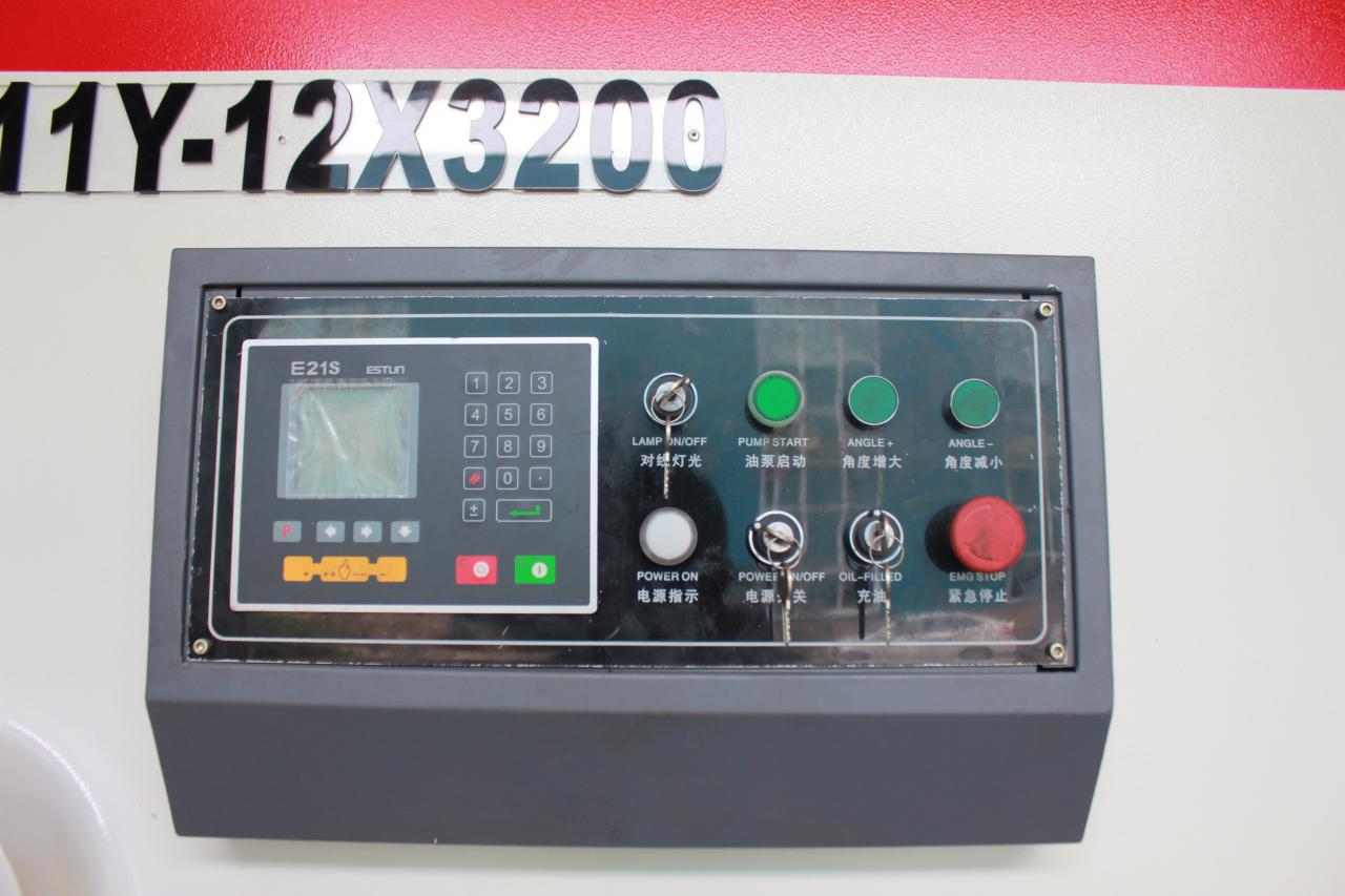 Qc11y Metal Plate Hydraulic Guillotine Shearing Machine For Sale دستگاه برش گیوتین هیدرولیک صفحه فلزی Qc11y برای فروش