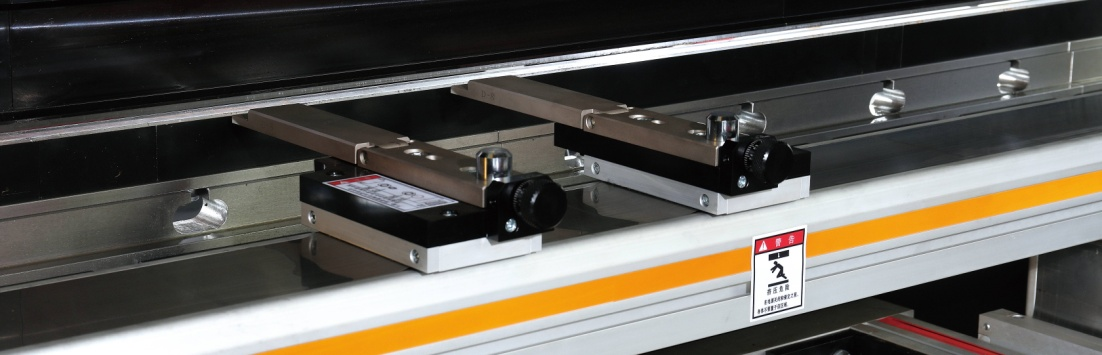 Steel Sheet Aluminum Bending Hydraulic Press Brake Machine دستگاه ترمز پرس هیدرولیک خمشی آلومینیوم ورق فولادی