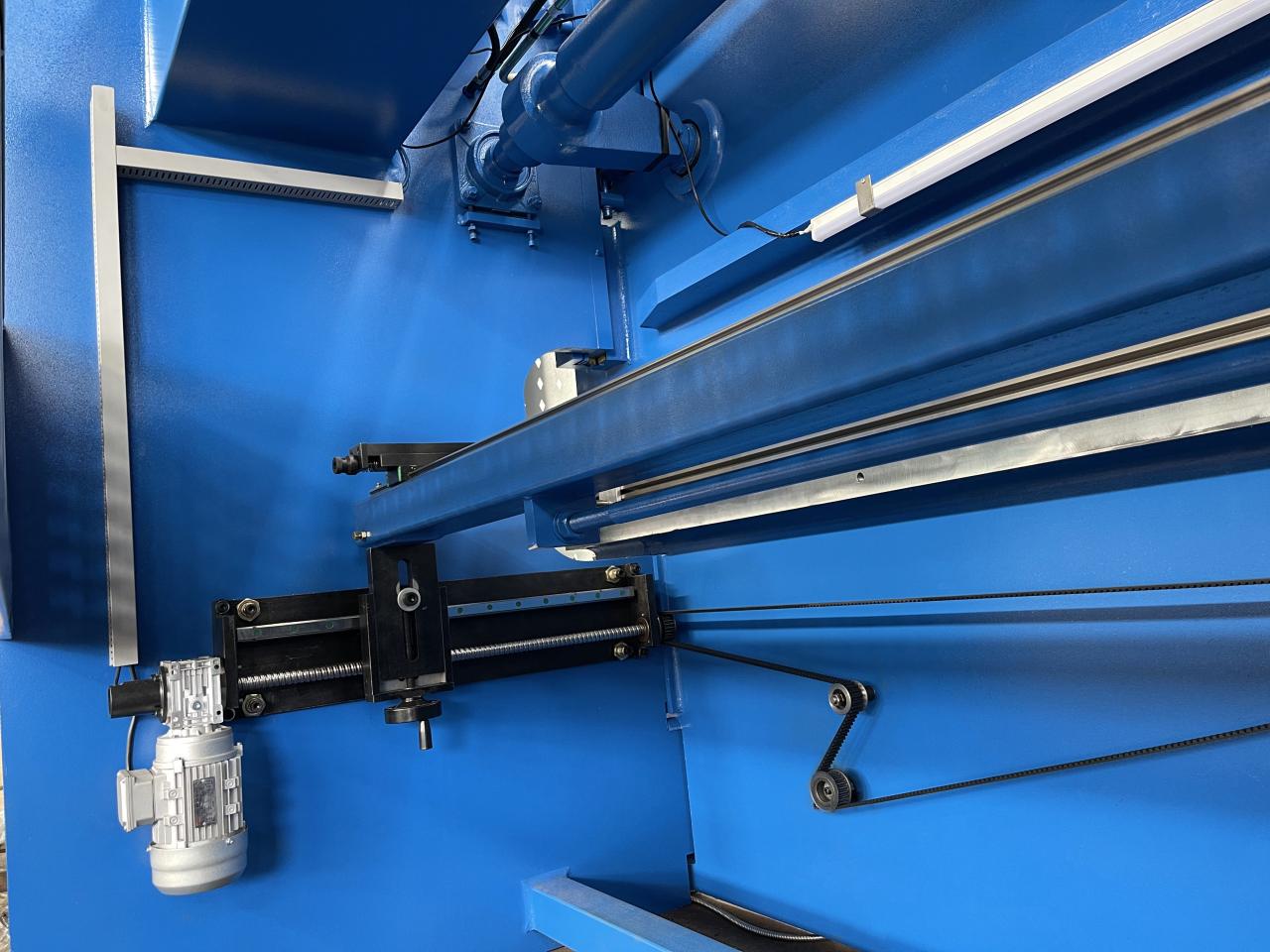 Wc67k-400T Cnc Plc Manual Sheet Bending Machine Hydraulic Nc Press Brake Machine دستگاه خم کن ورق دستی Wc67k-400T Cnc Plc دستگاه ترمز پرس هیدرولیک Nc