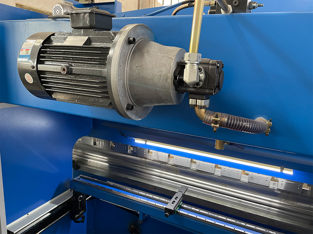 Wc67k-400T Cnc Plc Manual Sheet Bending Machine Hydraulic Nc Press Brake Machine دستگاه خم کن ورق دستی Wc67k-400T Cnc Plc دستگاه ترمز پرس هیدرولیک Nc