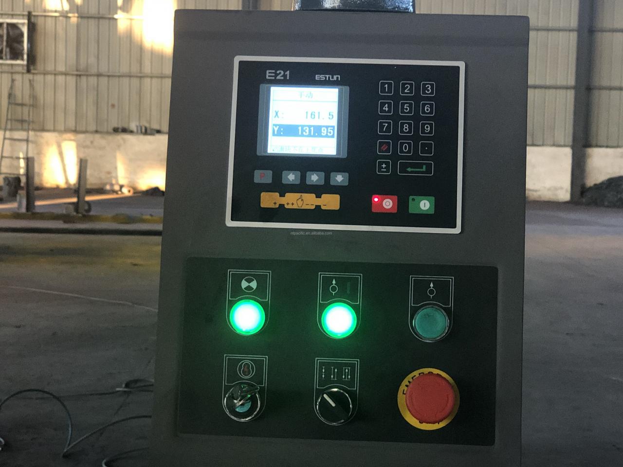 Wc67k Cnc Aluminum Iron Plate Hydraulic Press Brake Cnc Metal Sheet Bending Machine دستگاه خم کن ورق فلزی Cnc ترمز هیدرولیک ورق آلومینیومی Wc67k Cnc